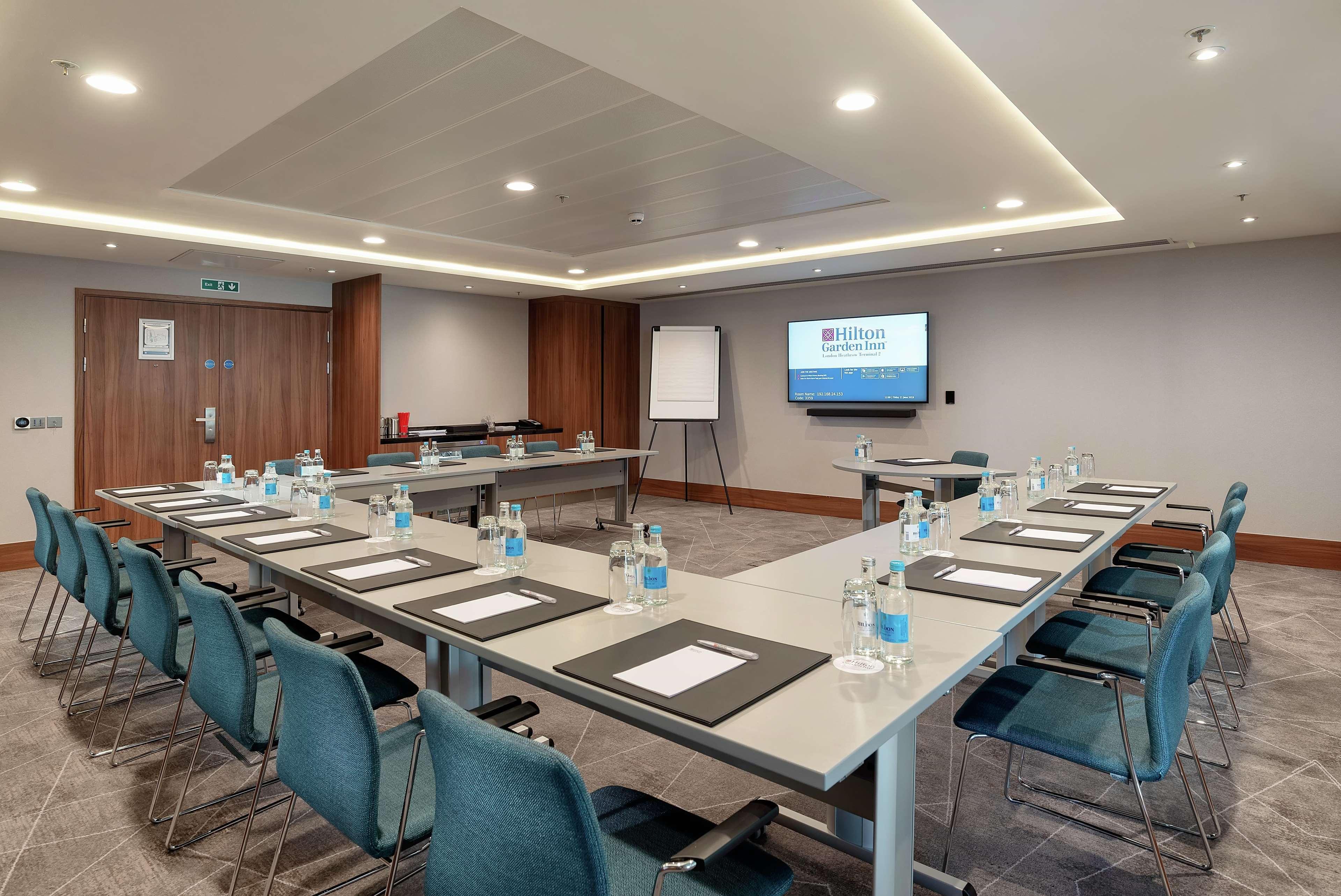 Hilton Garden London Heathrow Terminal 2 And 3 Hotel Hillingdon