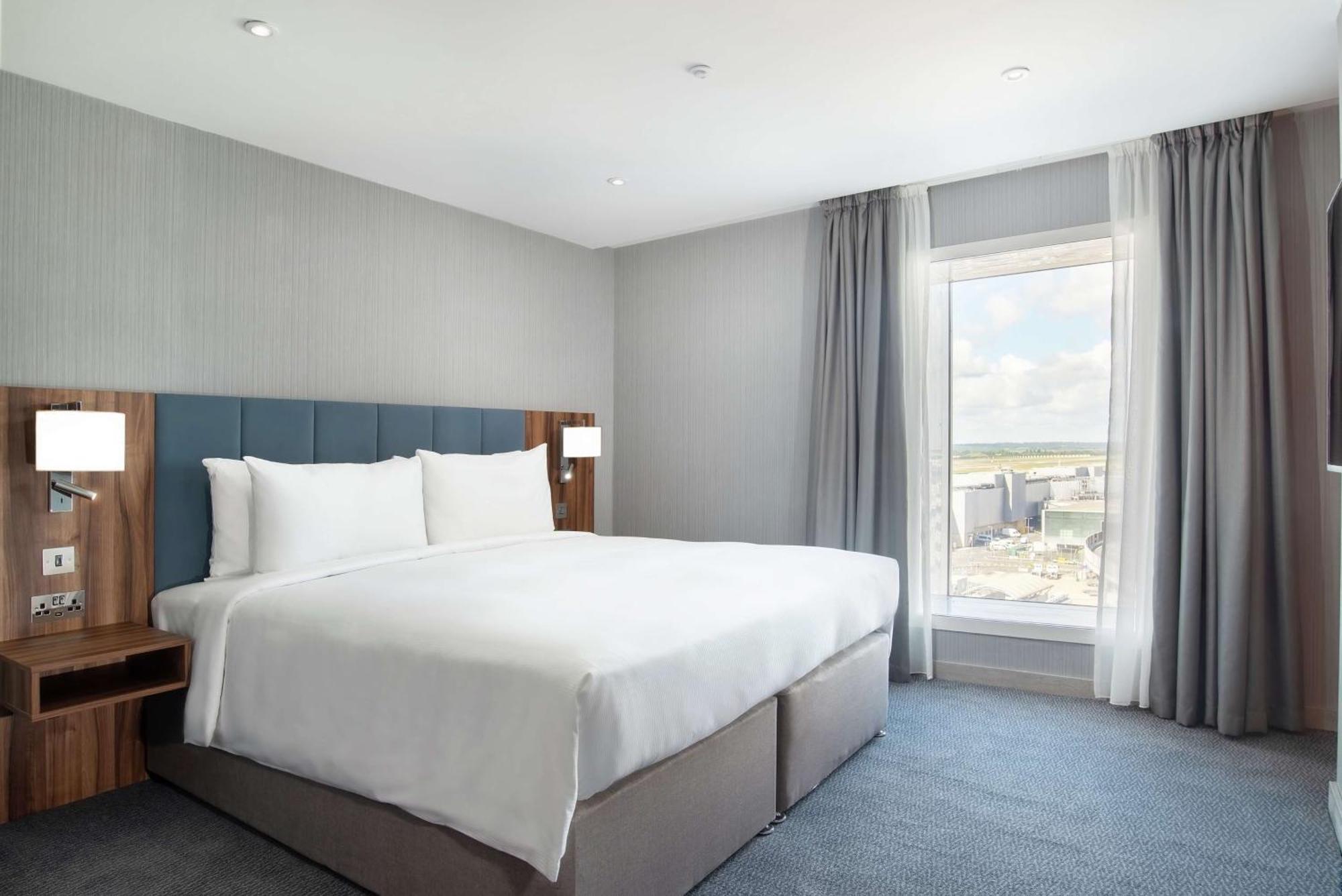 Hilton Garden London Heathrow Terminal 2 And 3